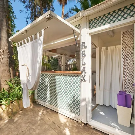 Ciutat Jardi Hotell 4*