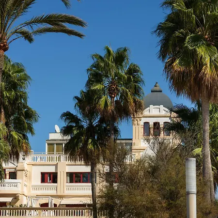 Hotell Ciutat Jardi 4*